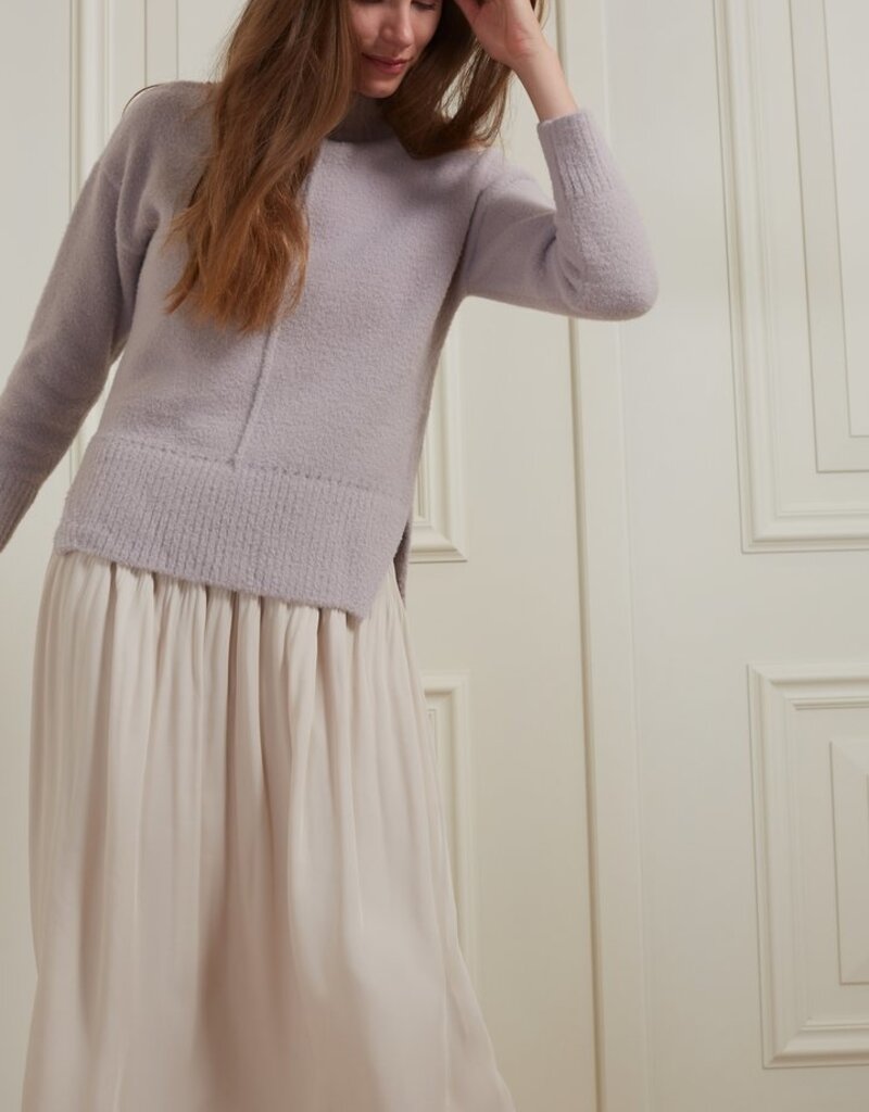 Yaya Sweater With Verticle Seam and Ribbed Details