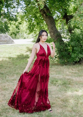 Luxxel Halle Maxi Dress With Velvet Flower Detail - Wine