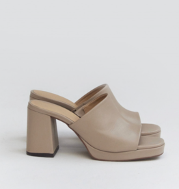 Mus & BomBon Sierra Platform Mules *Only One Left - Size 10*