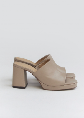 Mus & BomBon Sierra Platform Mules *Only One Left - Size 10*