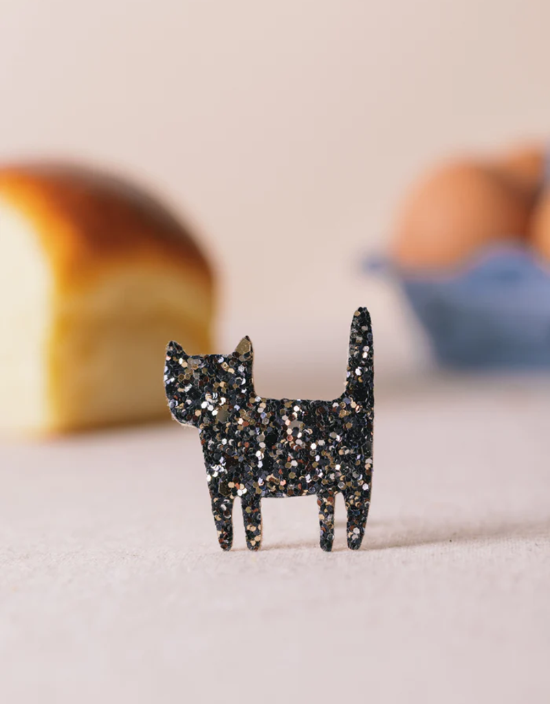 Des Petits Hauts Noe Glitter Cat Brooch (Black)