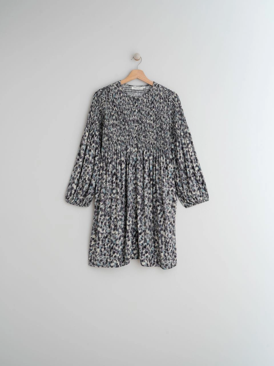 indi-and-cold-elijah-smock-