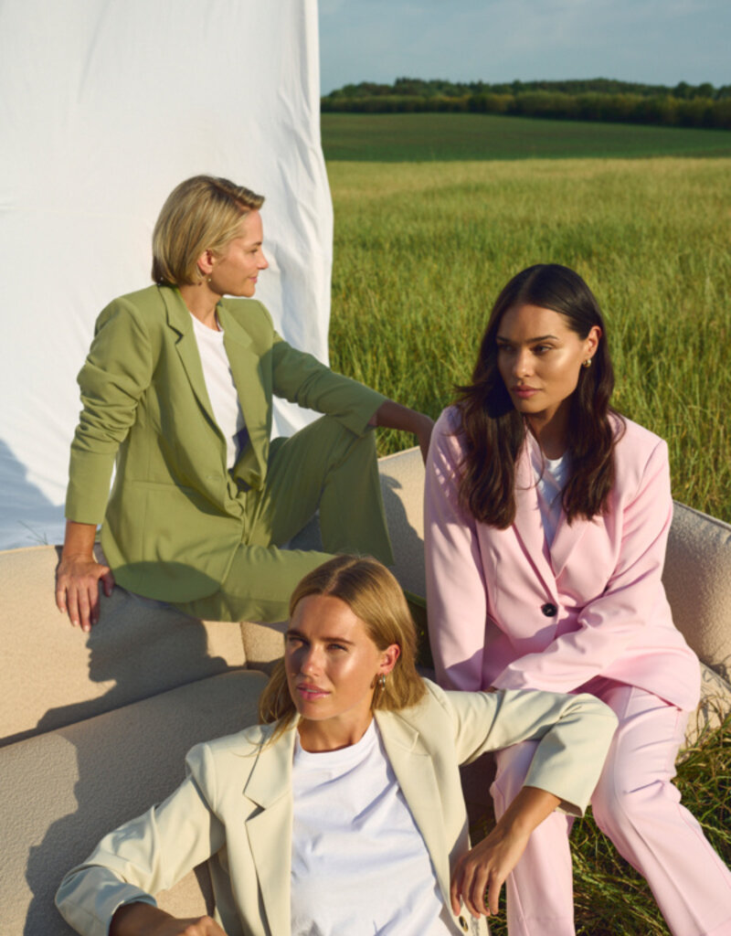 Kaffe Sakura Blazer in Pink Mist (FINAL SALE)