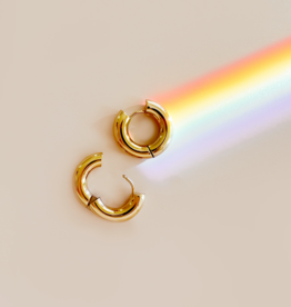 Sugar Blossom Pepper 20mm Hoop Earring