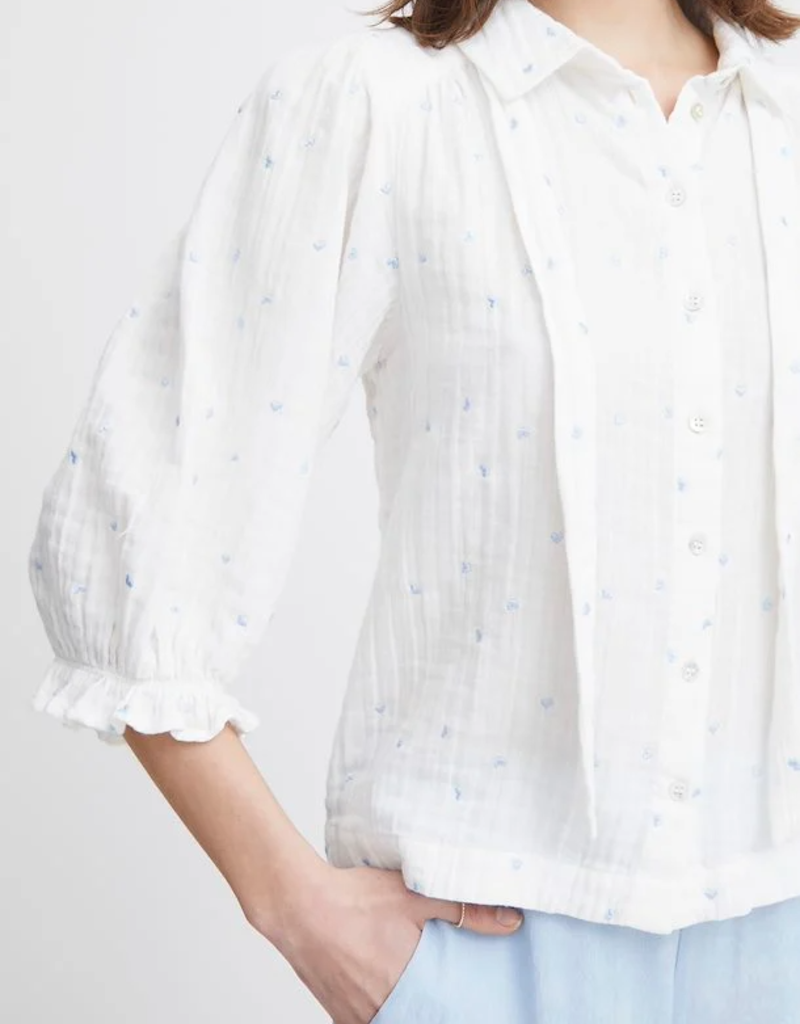 Atelier Reve Camilo Embroidered Blouse *Pink or Blue Hearts*