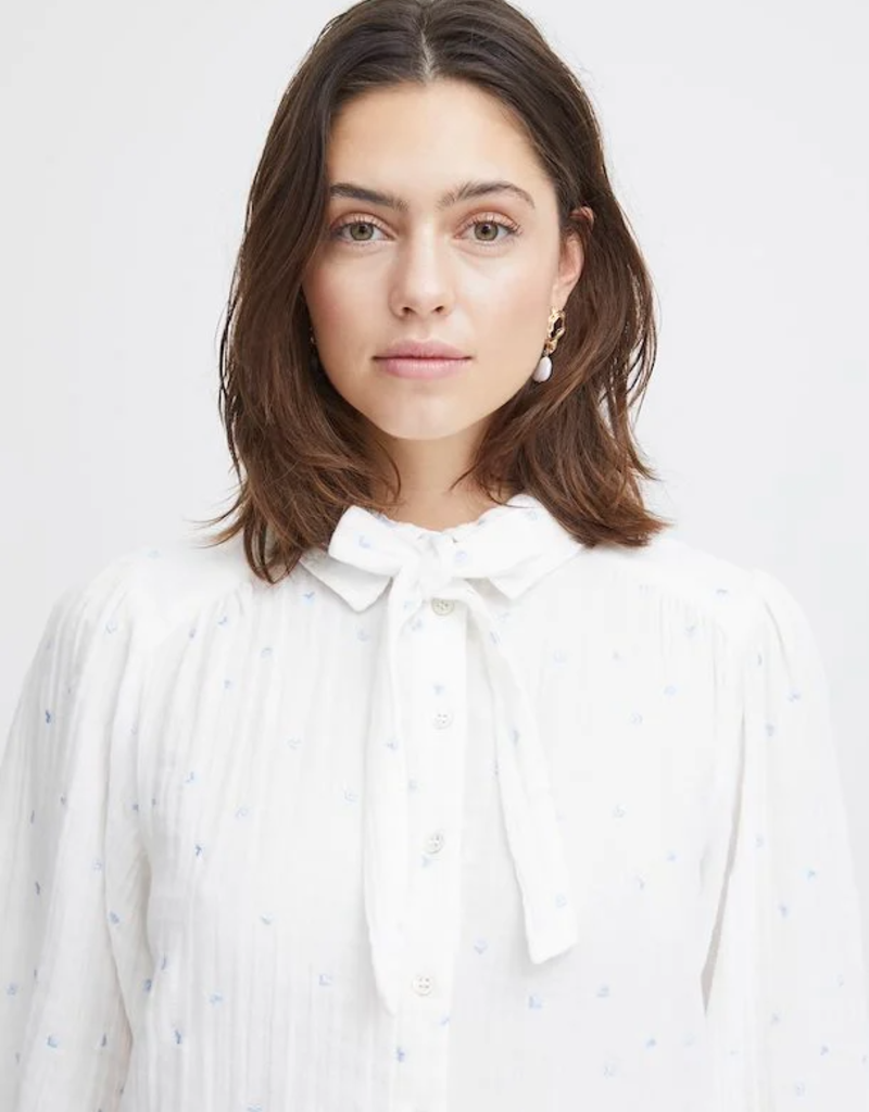 Atelier Reve Camilo Embroidered Blouse *Pink or Blue Hearts*