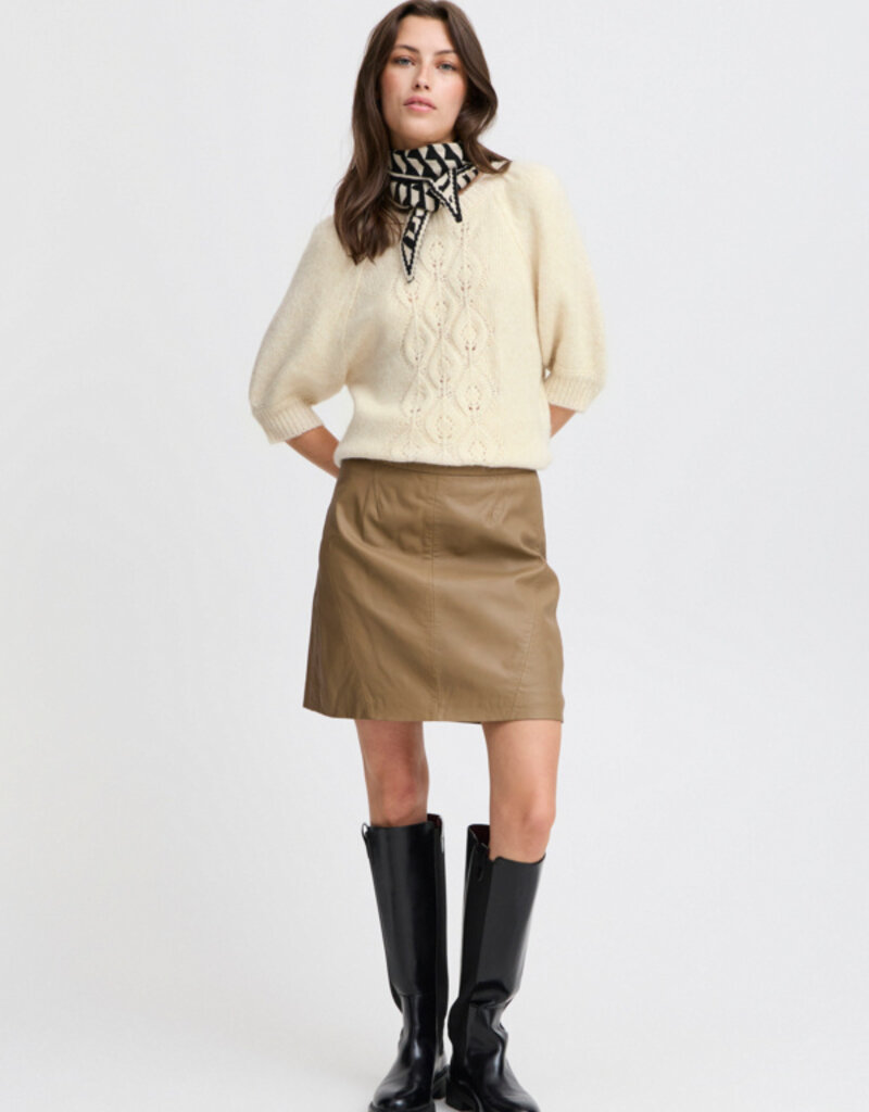 B.Young Oksana Short Sleeve Pullover