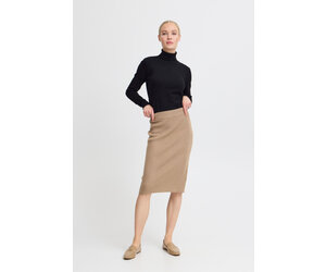 byoung-morla-pencil-skirt.jpg