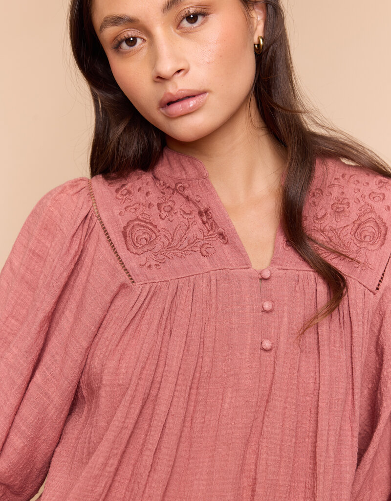 Louizon Bobby Embroidered Blouse