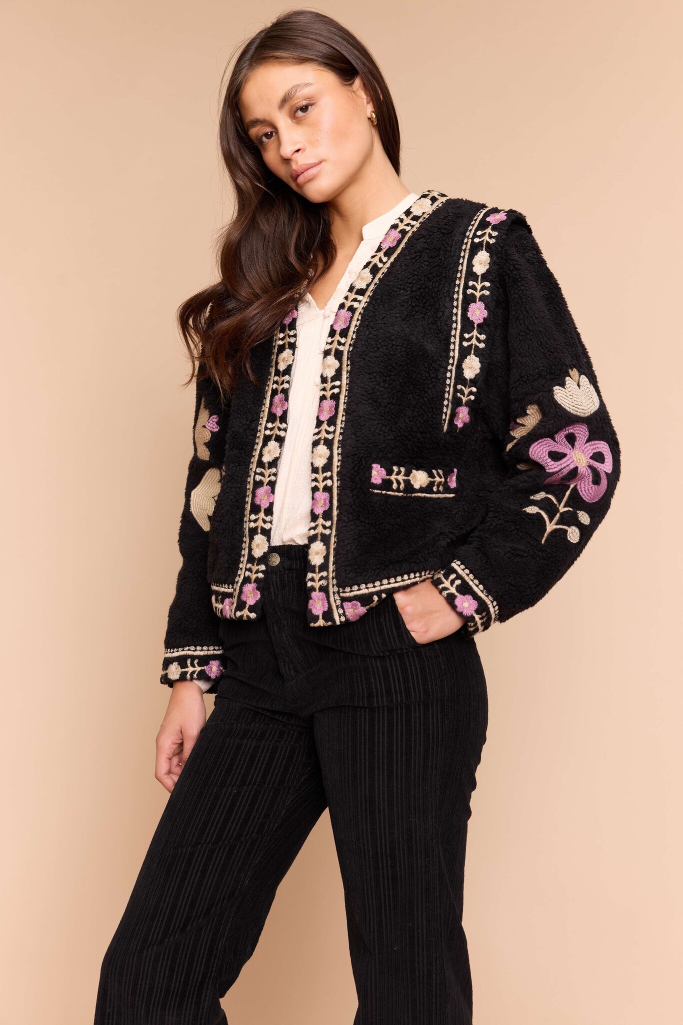 未使用　ARTISAN embroidery wool jacket black Novence Embroidered Faux Fur Coat - Adorn Boutique