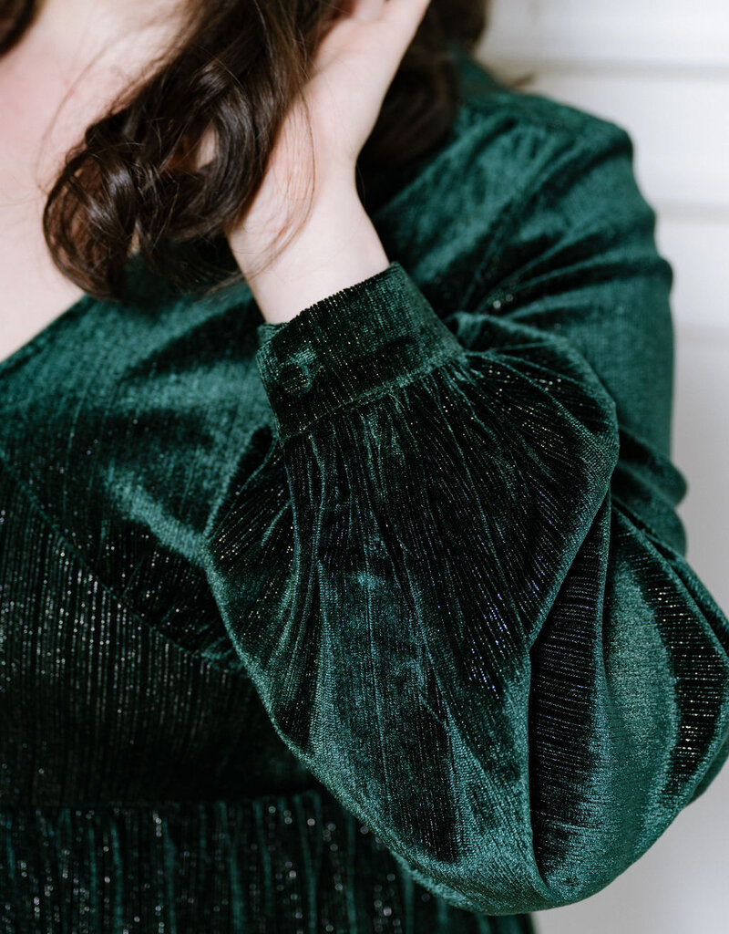 Angel Eye Cigar Tiered Sparkle Velvet Midi