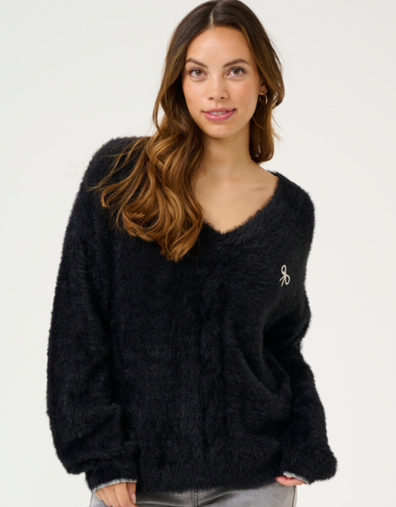 Cream Frosty Knit Pullover With Brooch (FINAL SALE)