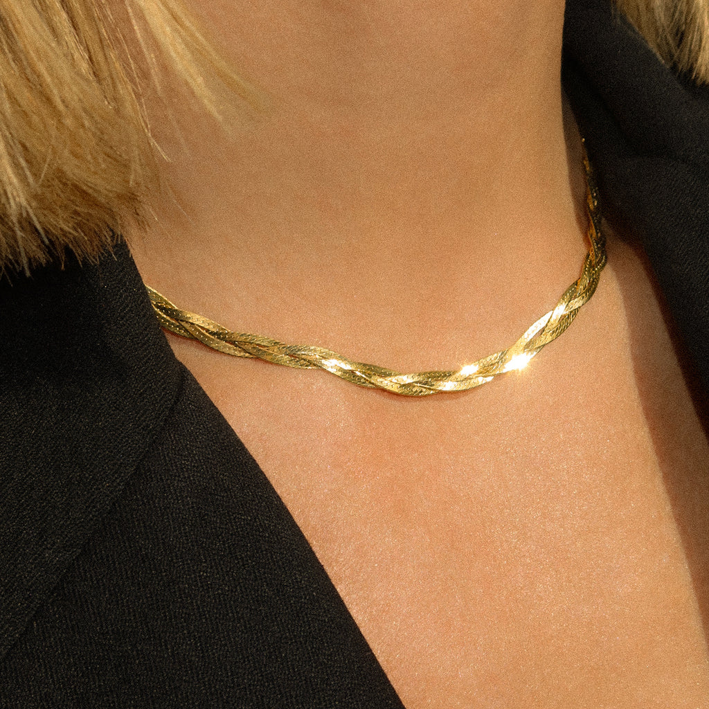 leah-alexandra-braided-