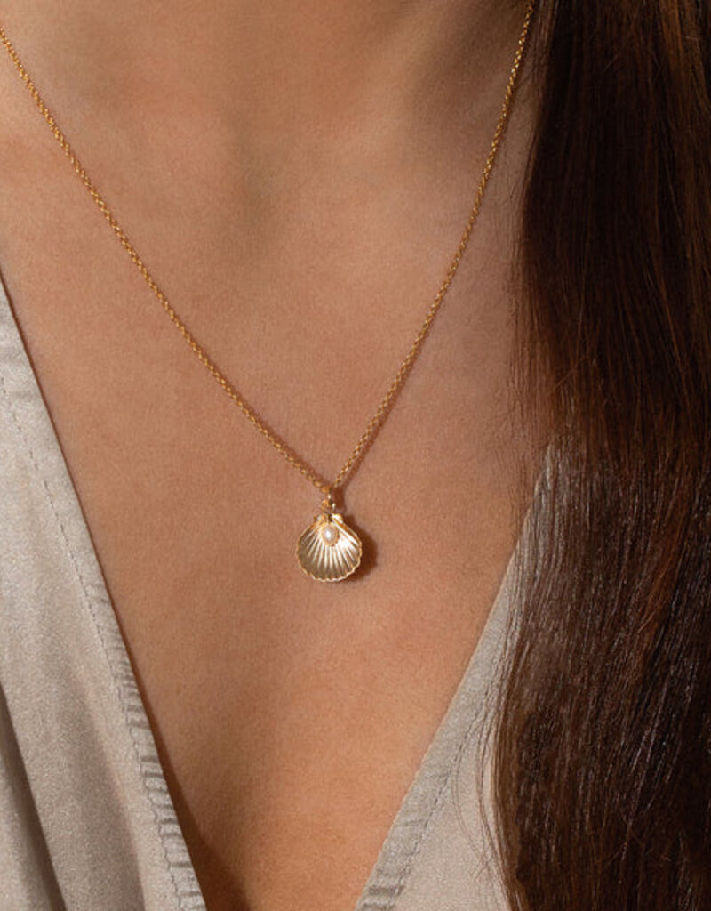 Leah Alexandra Ariel Necklace - Pearl and Gold Fill