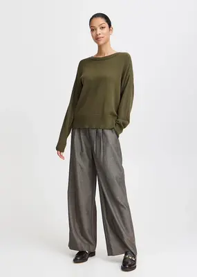 B.Young Manina Short Jumper