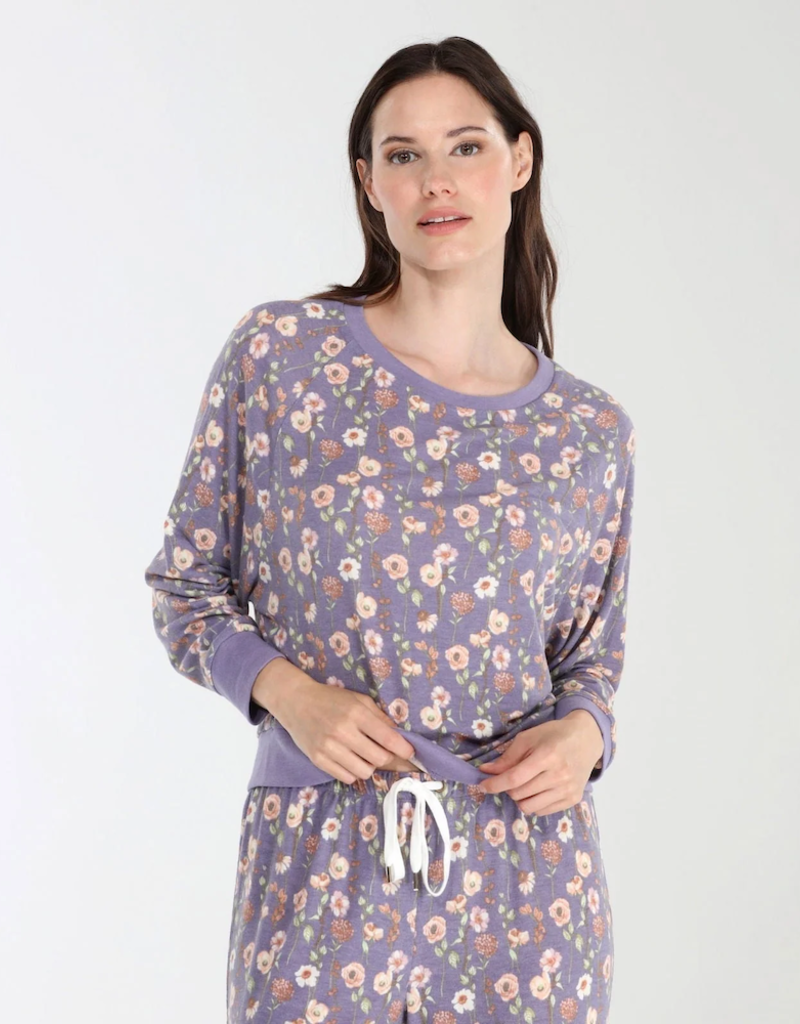 Honeydew Star Seeker Lounge Set in Nova Floral