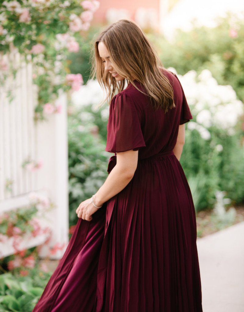 Soieblu Georgia Pleated Maxi Dress in Burgundy