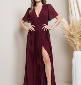 Soieblu Georgia Pleated Maxi Dress in Burgundy