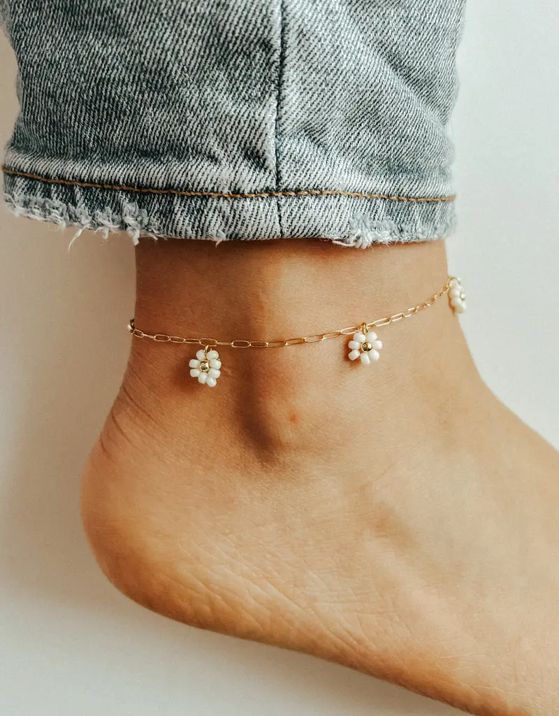 Oak + Eve Bloom Anklet With Flower Bead Detail