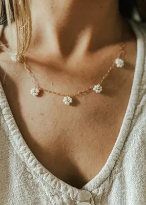 Oak + Eve Bloom Necklace with Flower Bead Detail
