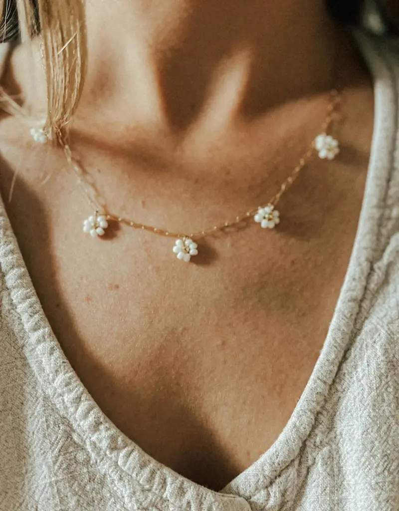 Oak + Eve Bloom Necklace with Flower Bead Detail