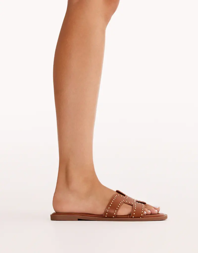 Billini Gordy Sandal in Tan with Gold Stud