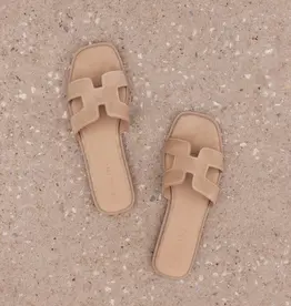 Billini Gordy Sandal in Taupe Nubuck