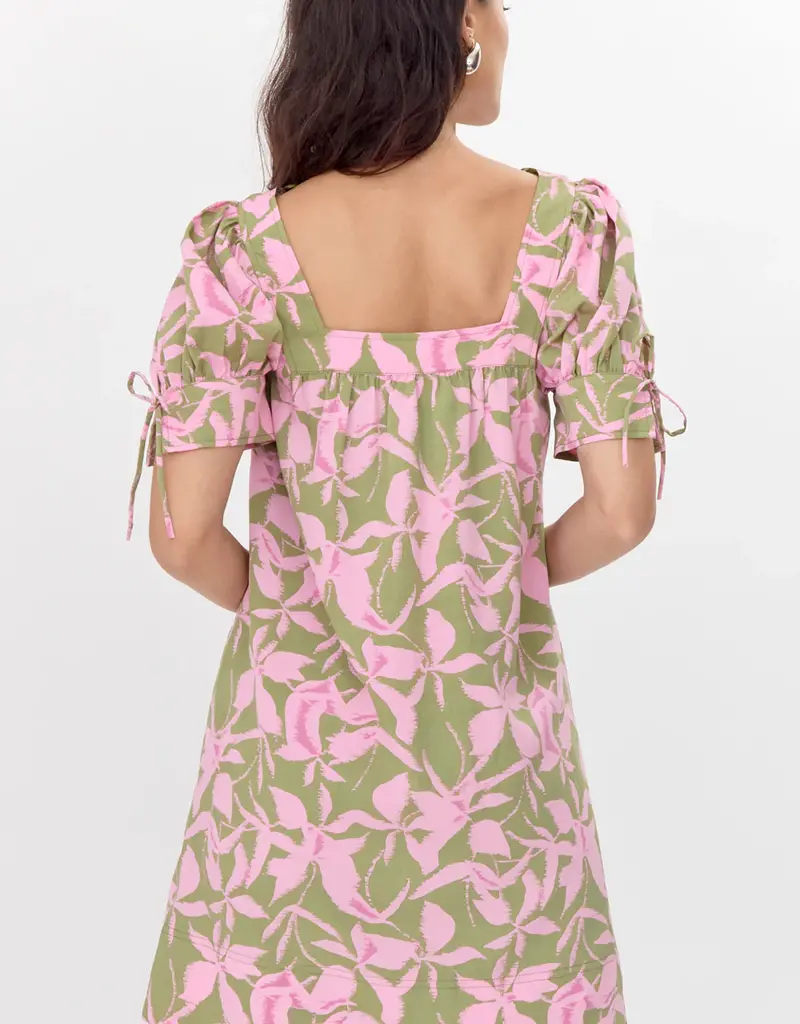 Greylin Vienna Print Square Neck Mini Dress With Tie Sleeve