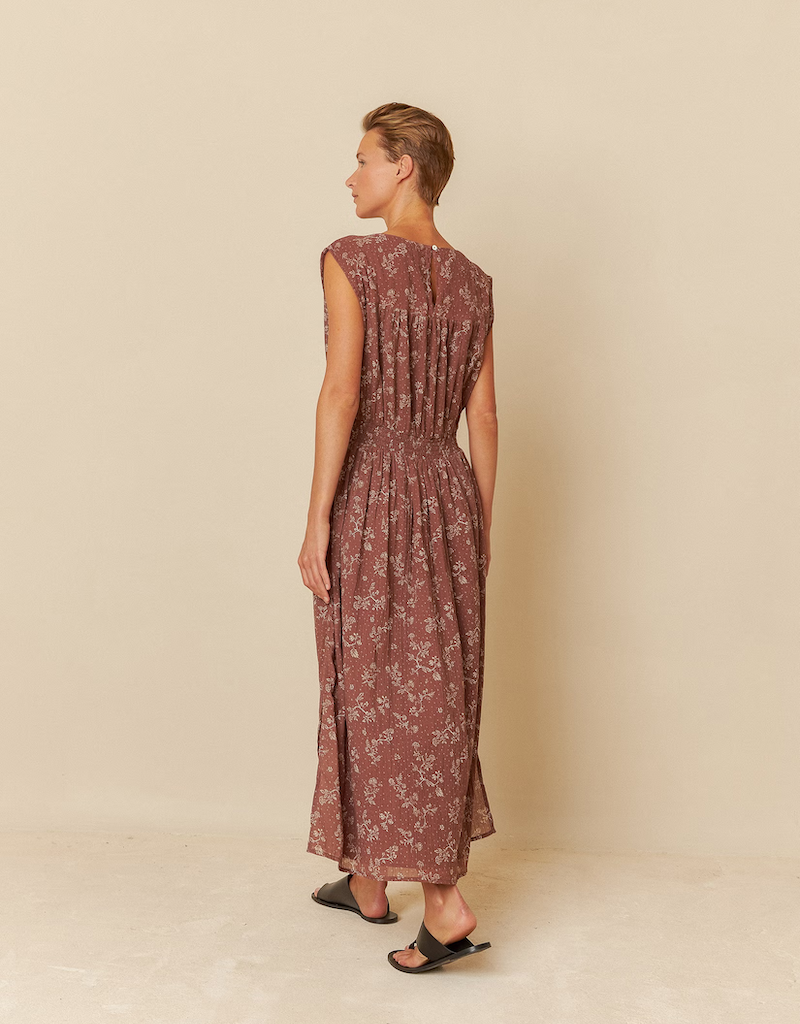 Indi and Cold Harmony Crossover Elastic Cotton Maxi Dress