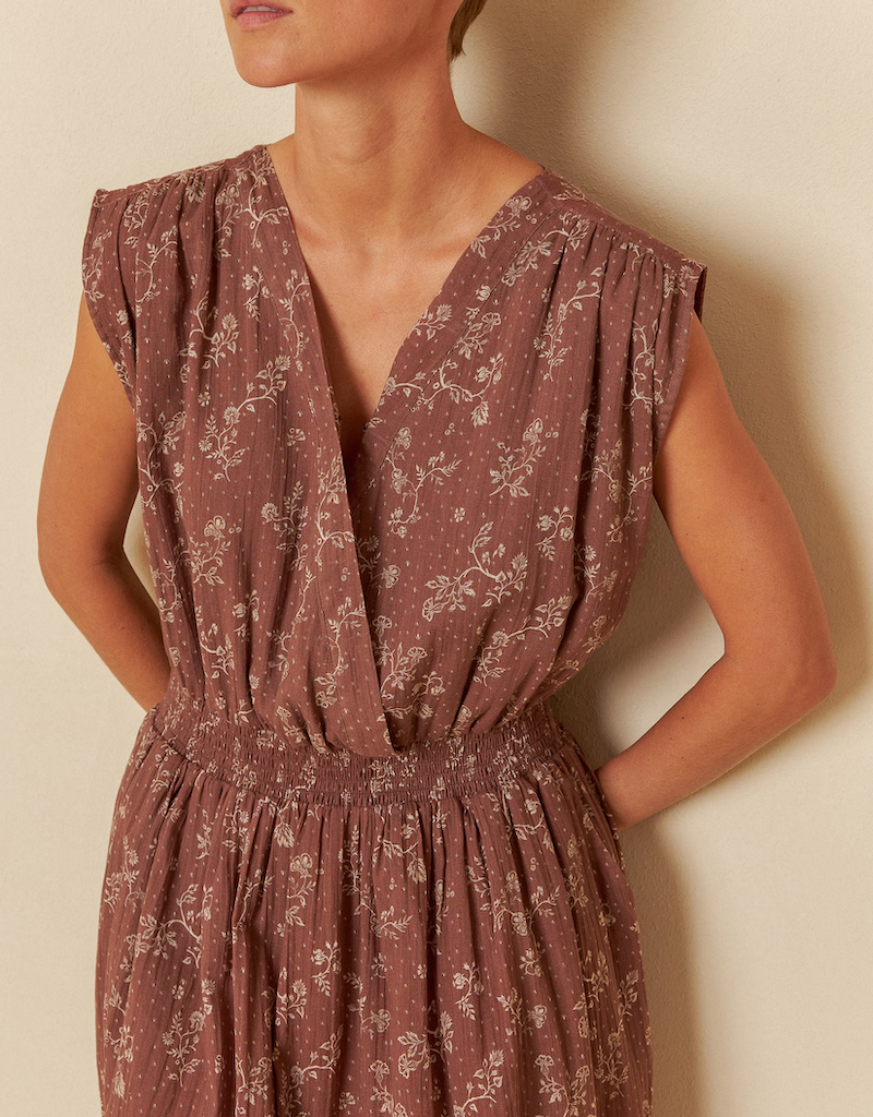 Indi and Cold Harmony Crossover Elastic Cotton Maxi Dress