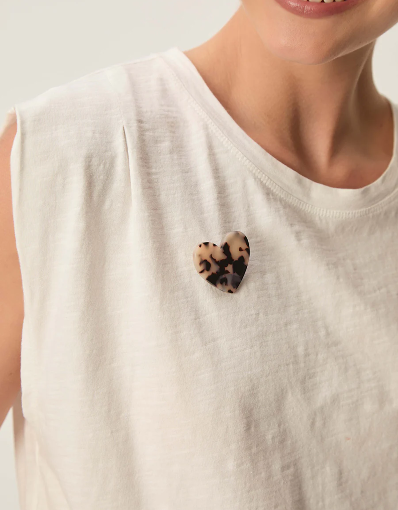 Des Petits Hauts Waouh Tortoise Heart Pin Brooch