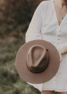 WEST VON Lennon Classic Rancher In Mocha