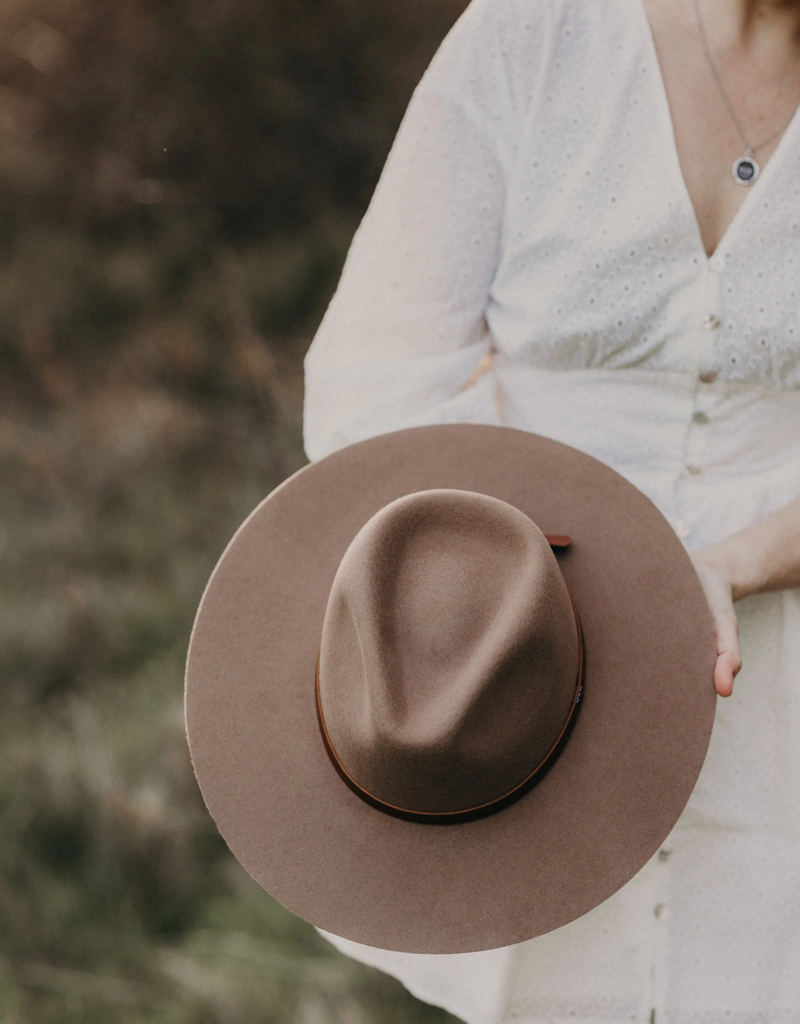 WEST VON Lennon Classic Rancher In Mocha