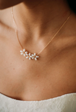 Luna & Stone Daria Daisy Necklace