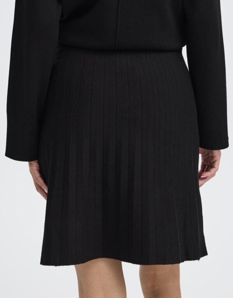 B.Young Marlin Pleated Knit Skirt in Black