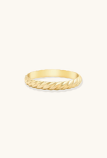 Leah Alexandra Wave Ring - Gold