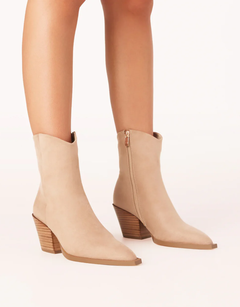 Billini Maysa Suede Booties in Porcini