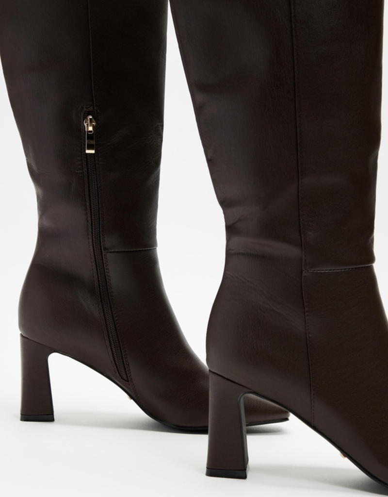 Billini Blythe Stacked Heel Boot in Chocolate Brown