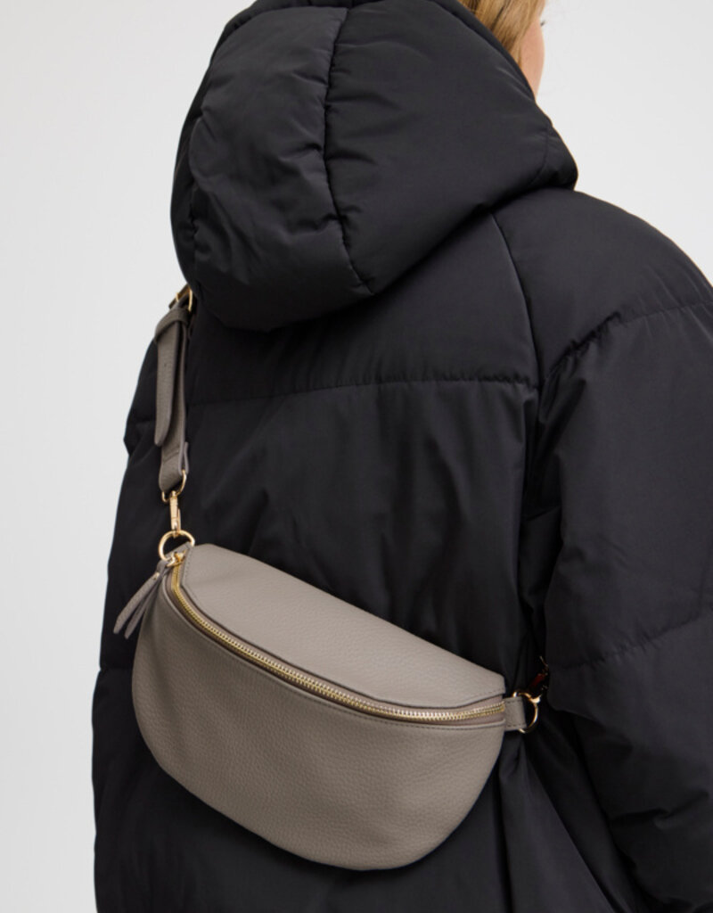 ICHI Sitka Bum Bag in Black