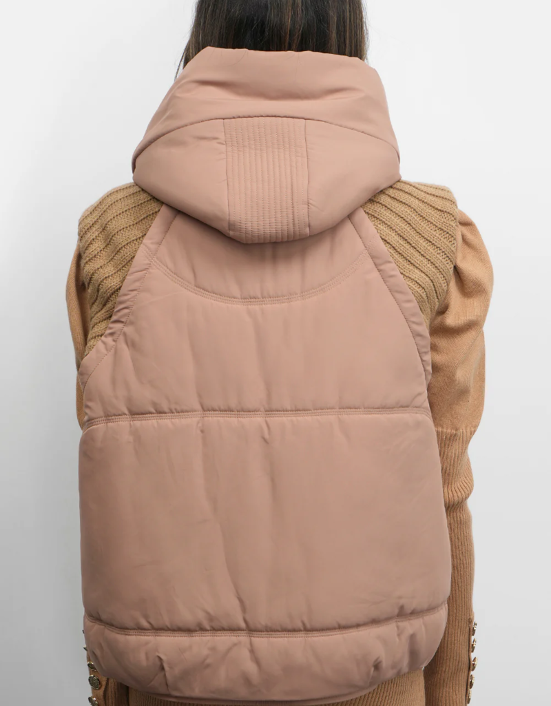 Greylin Douglas Ribbed Puffer Hooded Vest