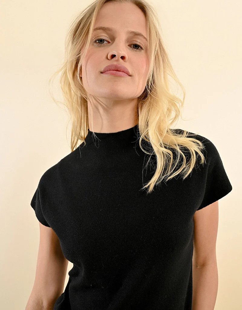 Molly Bracken Ellie Black Knit Tee