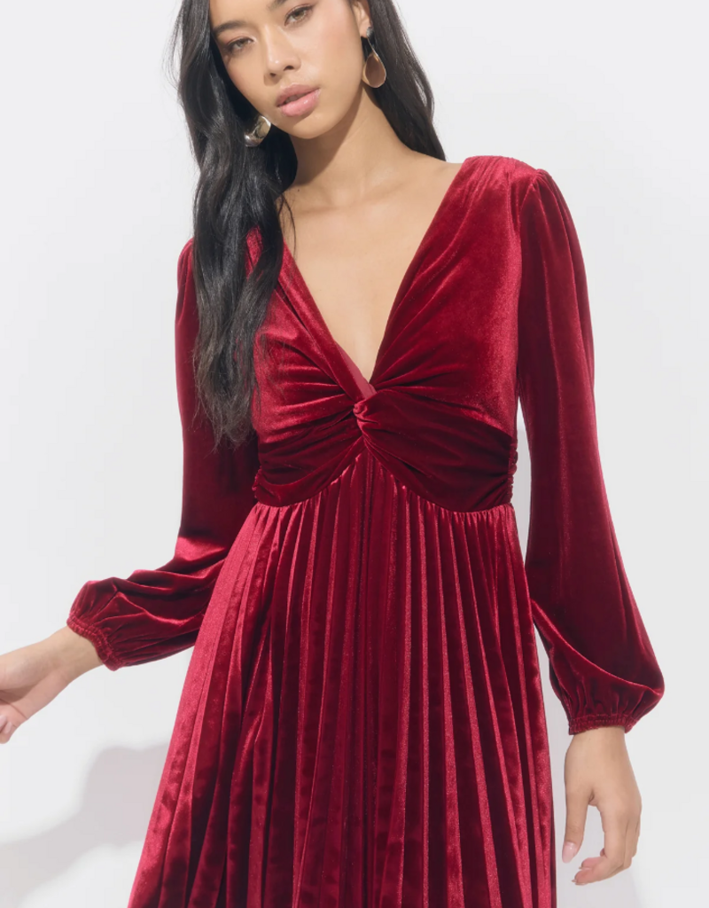 Adelyn Rae Amaree Pleated Mini Dress