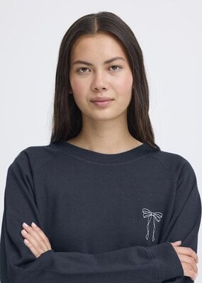ICHI Marrot Bow Embroidered Crew Neck