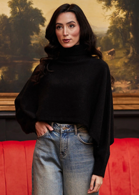 Angel Eye Derby Cropped Turtleneck Sweater in Black