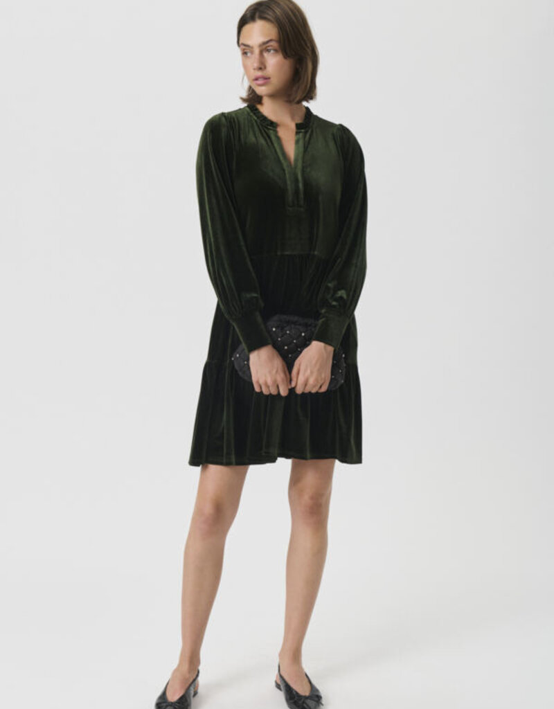 Part Two Viggase Velvet Dress in Rosin Green