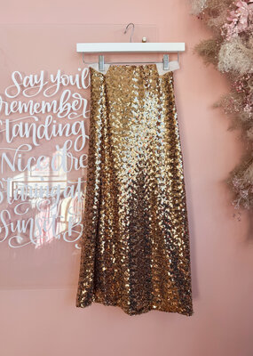 ASTRID Sequin Midi Skirt in Gold