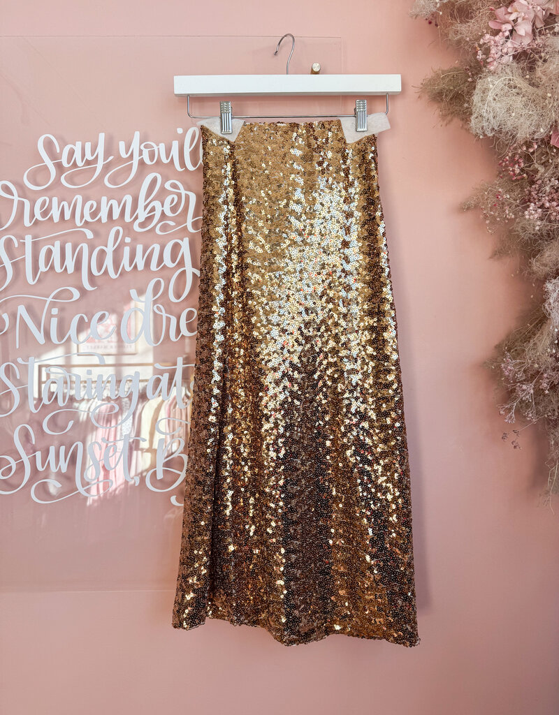 ASTRID Sequin Midi Skirt in Gold