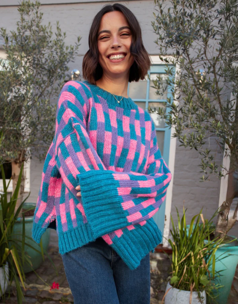 Cara and the Sky Charlotte Geometric Pattern Wide Sleeve Knit Jumper in Teal