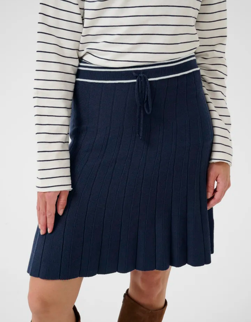 Cream Villea Skirt in Navy