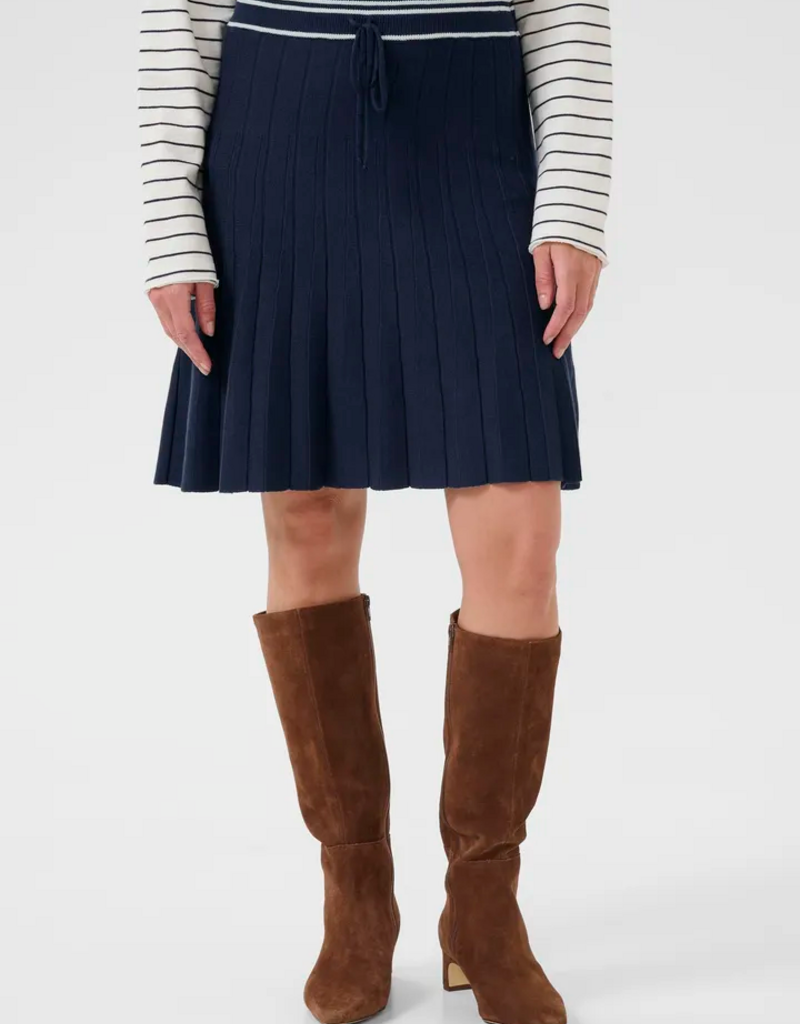 Cream Villea Skirt in Navy